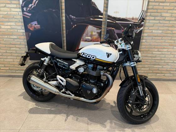 TRIUMPH SPEED TWIN 